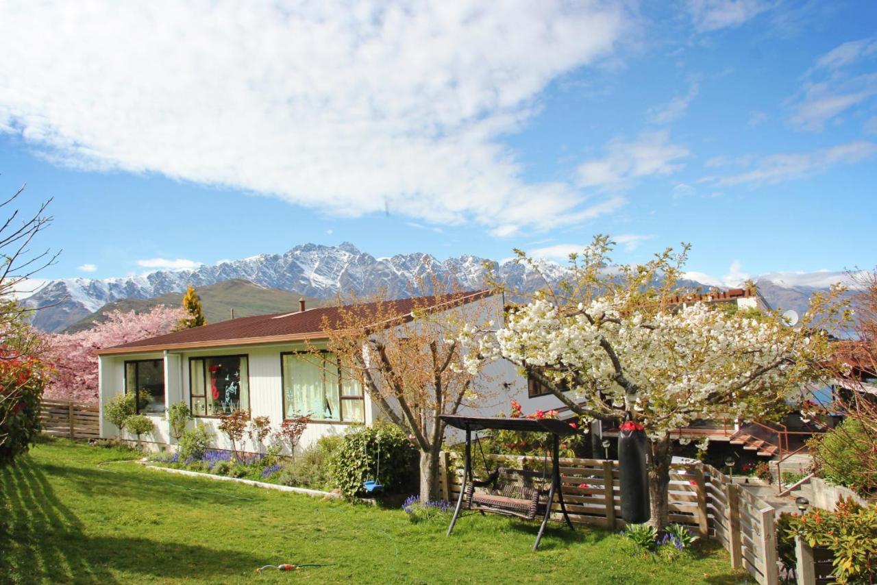 Earnslaw Villa With Lake View Queenstown Exterior foto